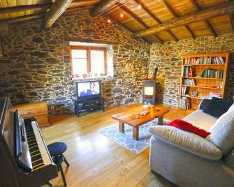 Cabo Do Mundo Casa Rural - Villauxe - Sala de estar