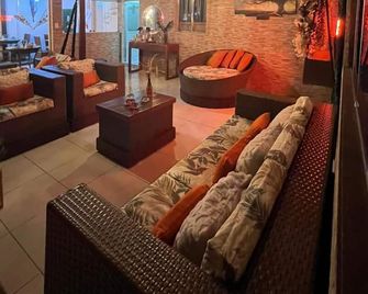 Pousada da Leide - פרננדו די נורוניה - סלון