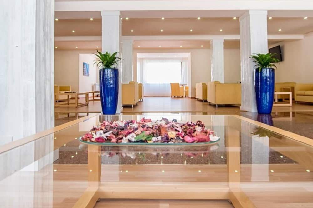 Hotel La Santa Maria Playa - קאלה מיור