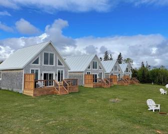 Bay View Country Cottage #1 - Brackley Beach - Building