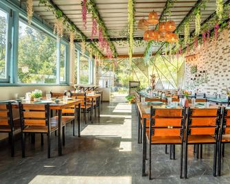Paradise Pool Resort - Nainital - Restaurant