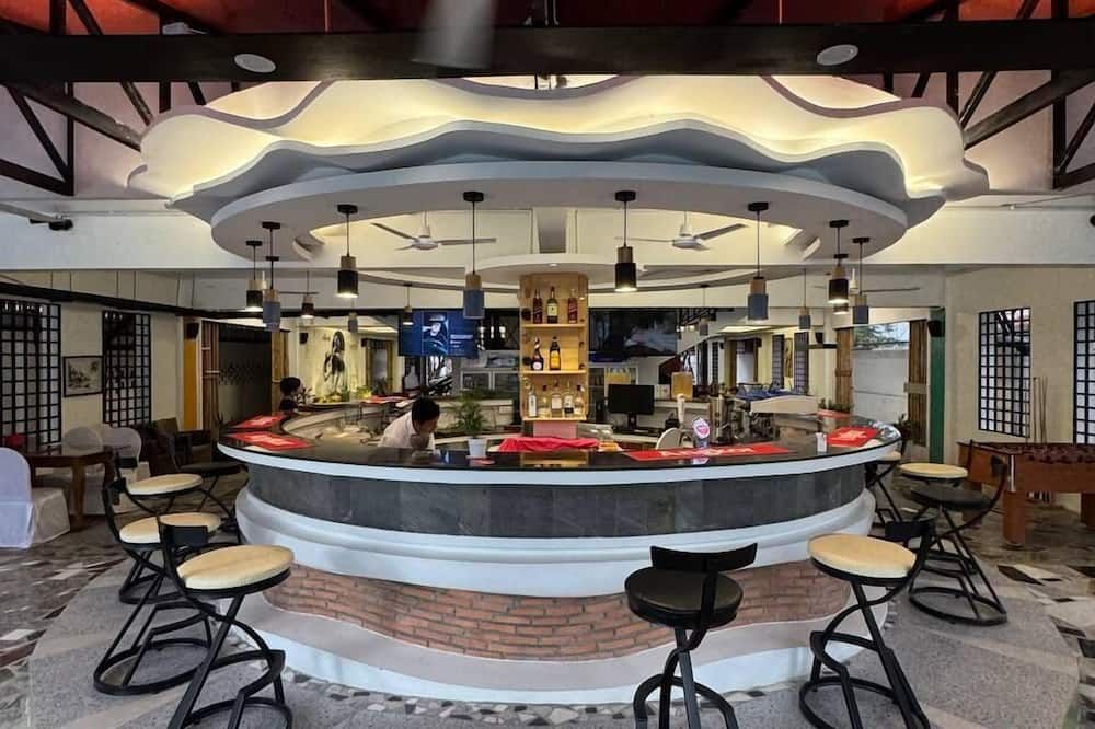 Activate C3 Hostel - פנום פאן - בר