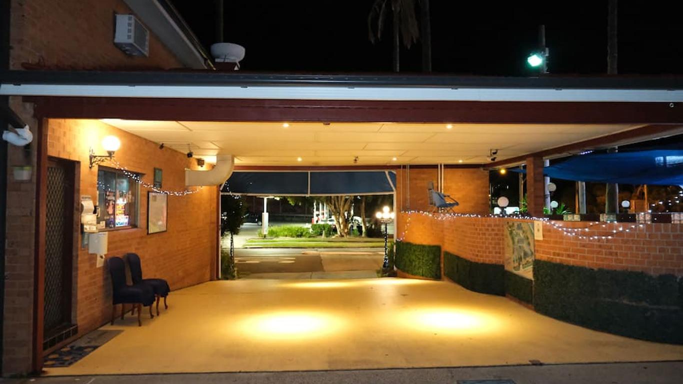 Sapphire Palms Motel