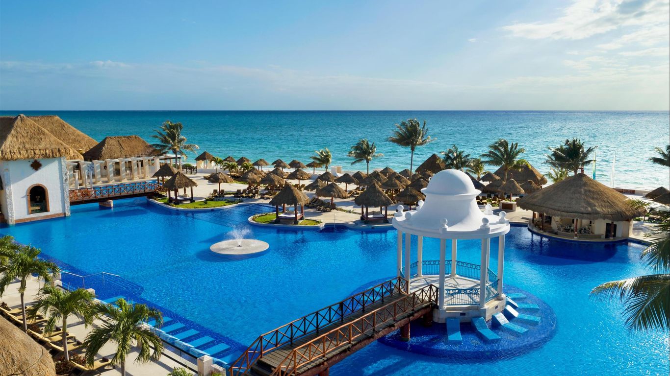 Dreams Sapphire Resort & Spa