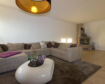 Holiday cottage Monski Neustadt-Glewe - Neustadt Glewe - Sala de estar