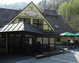 Hotel Wasserfall - Oberndorf - Edificio