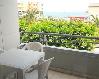 residence Giulia - Torre Melissa - Balcone