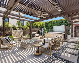 Luxury La Jolla Home with Jacuzzi - San Diego - Patio
