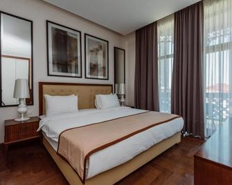 Golden Palace Batumi Hotel & Casino - Batumi - Kamar Tidur