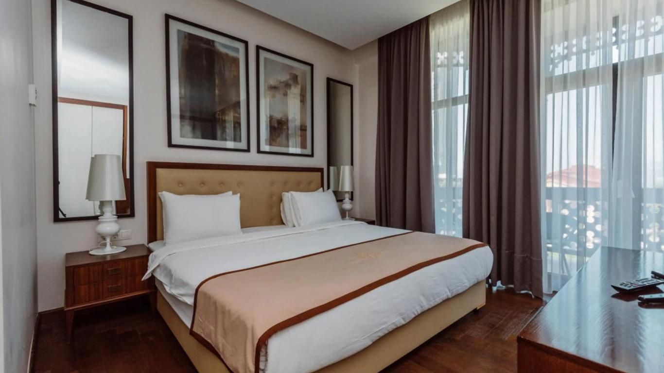 Golden Palace Batumi Hotel & Casino