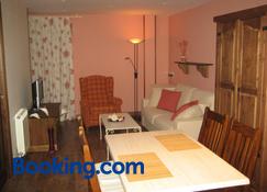 Apartamentos la Demanda - Ezcaray - Slaapkamer