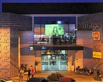 Hotel Mirage - Vilhena - Edificio