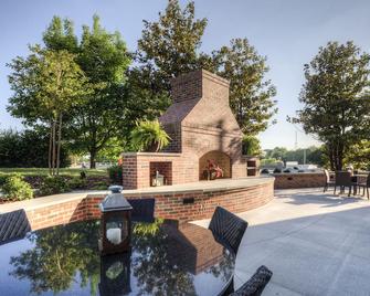 Fairfield Inn & Suites by Marriott Winston-Salem Downtown - Winston-Salem - Patio