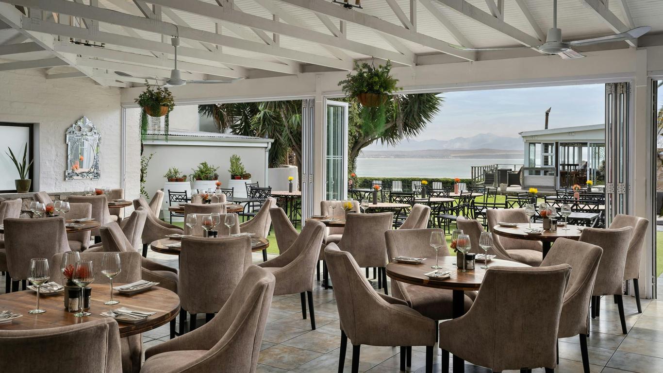 Protea Hotel by Marriott Mossel Bay