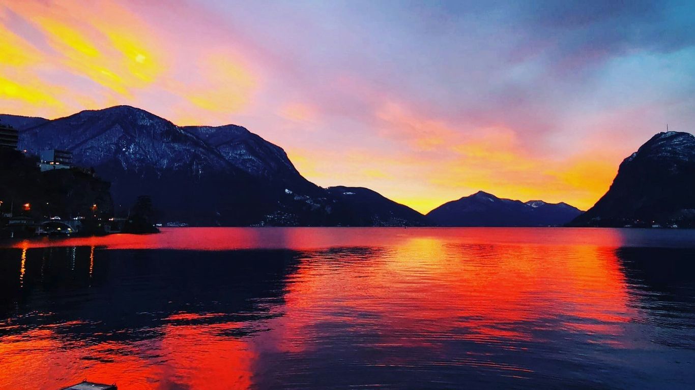 فندق غراند فيلا كاستانولا