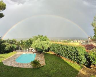 Amazing view ! Great house to gather with friends in Provence - Gréasque - Piscina