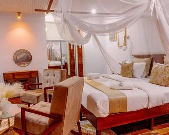 Njele Country Park - Ndola - Camera da letto