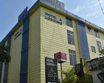 Iroomz Ocean Comforts - Sagara - Building