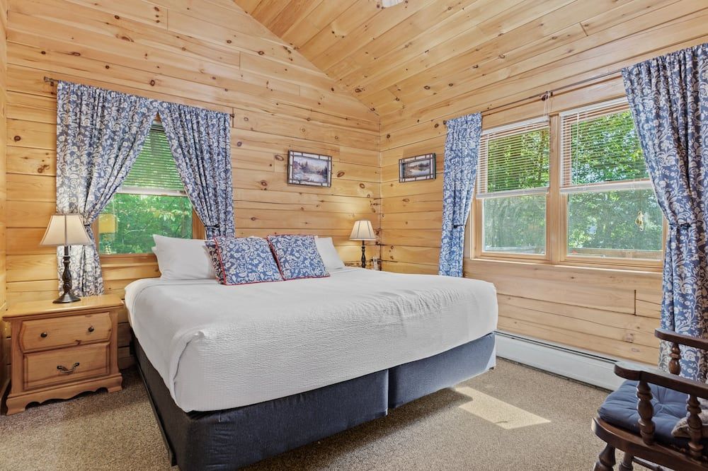 Lakefront Cabin With Beautiful Loft, Game Room, Views, Private Dock - Chestertown - Спальня