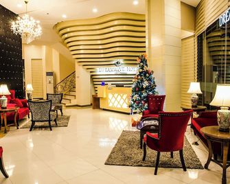 Dreamwave Hotel Lemery - Lemery - Lobby