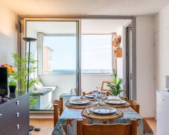 Apartment Les Balcons de la Méditerranée-37 by Interhome - Narbonne-Plage - Salle à manger