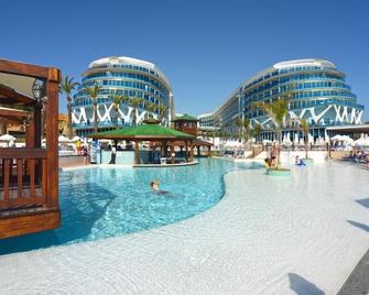 Vikingen Infinity Resort & Spa - Avsallar - Svømmebasseng