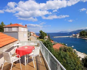 Apartments with a parking space Prigradica, Korcula - 193 - Blato - Balkon