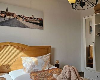 Ferienwohnung Martina - Sinzing