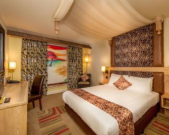 Chessington Safari Hotel - Chessington - Bedroom