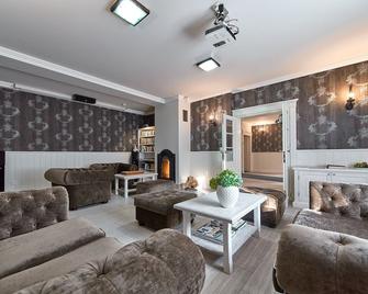 Górska Legenda Apartamenty & Domki - Szczyrk - Living room