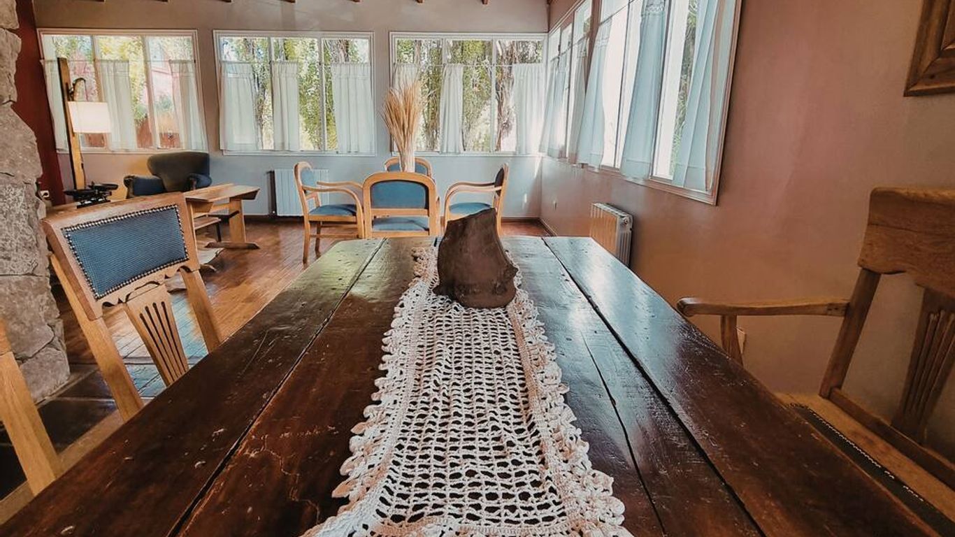 Hosteria Cauquenes De Nimez