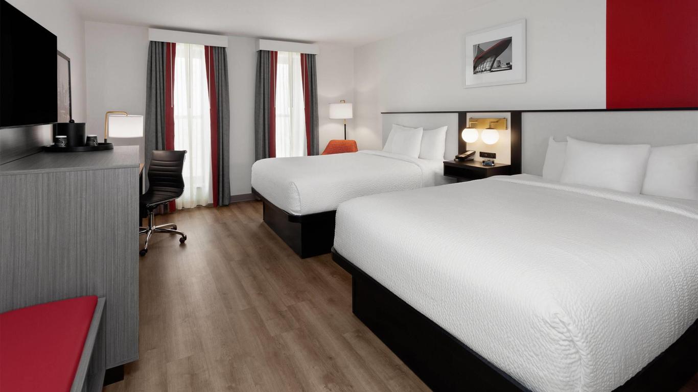 Ramada by Wyndham Milwaukee