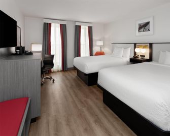 Ramada by Wyndham Milwaukee - Milwaukee - Bedroom