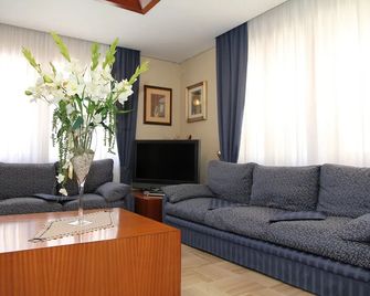 Hotel Da Remo - Roccaraso - Вітальня