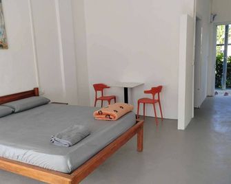 بورت فيلا أيربورت هوتل - بورت فيلا - غرفة نوم