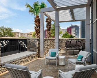 SpringHill Suites by Marriott Midland Odessa - מידלנד - מרפסת