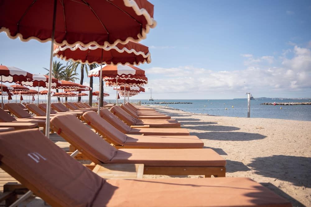 هوليداي ان نيس - بورت سانت لوران