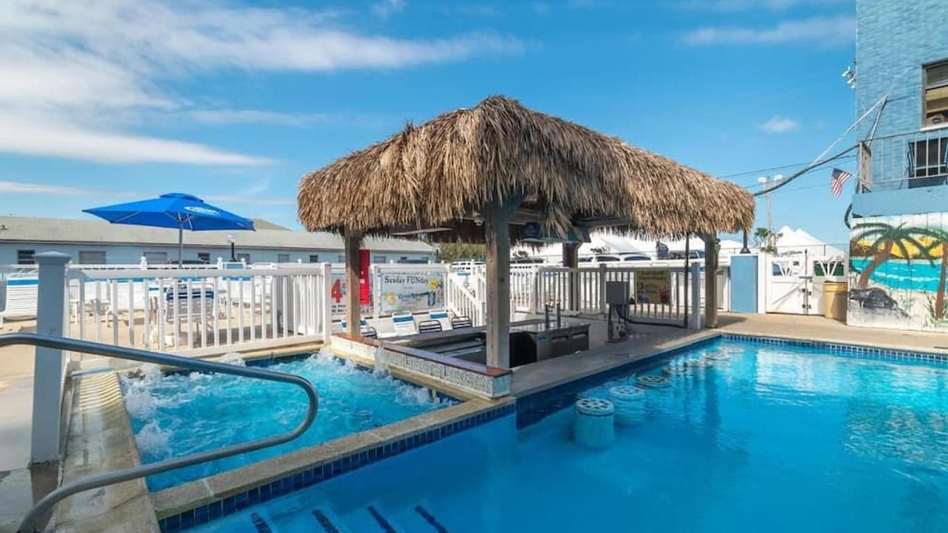 Oceanic Hotel & Barefoot Tiki Bar