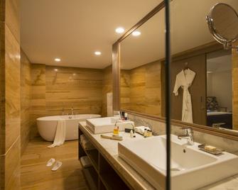 Mosaic Hotel Mussoorie - Mussoorie
