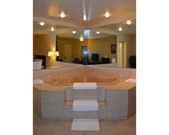 Budget Inn Falls Church - Falls Church - Bathroom