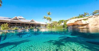 凱恩斯科羅尼澳俱樂部渡假村 - 馬努達 - 凱恩斯 - 游泳池