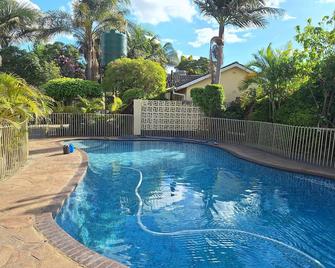 Beautiful 2-Bedroomed Guest Cottage in Harare - Harare - Pool