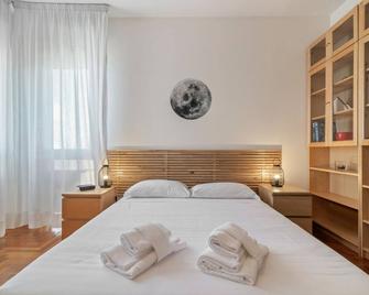 S.Antonio Garden Flat with Terrace - Padua - Yatak Odası