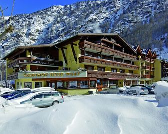 Hotel Neue Post - זולדן - בניין