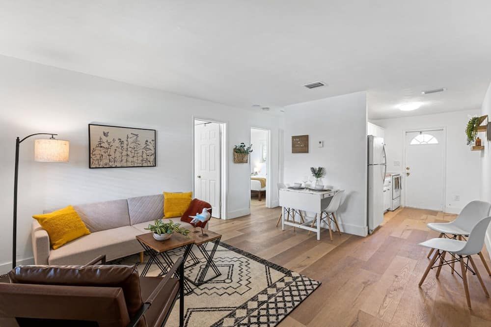 The Perfect Escape @Lake Ridge - פורט לודרדייל - סלון