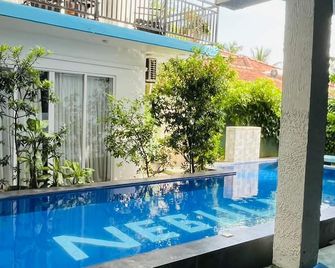Nebula Residence - Negombo - Piscina