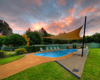 Discovery Parks - Mount Buffalo - Porepunkah - Pool