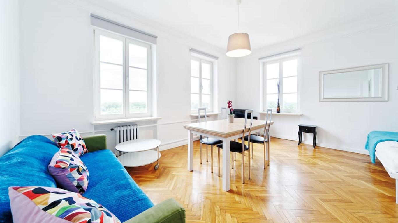 Old Town Kanonia Hostel & Apartments