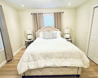 Charming Springfield Stunner: a relaxing escape in peaceful Jerome Village - Springfield - Bedroom