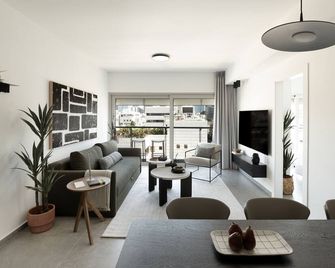 Mr. Rothschild By Tlv2go - Tel Aviv